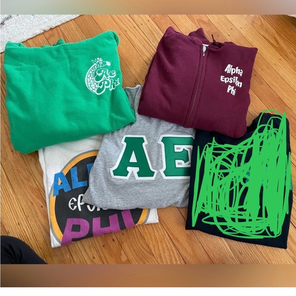 AEPHI - lot of 5 shirts & 2 sweatshirts - size small - Picture 1 of 4